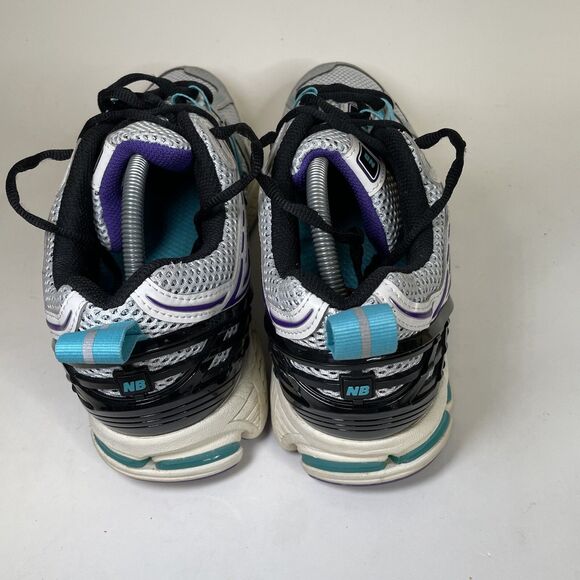 New Balance 1906R Hornets Sneakers - Picture 5 of 9
